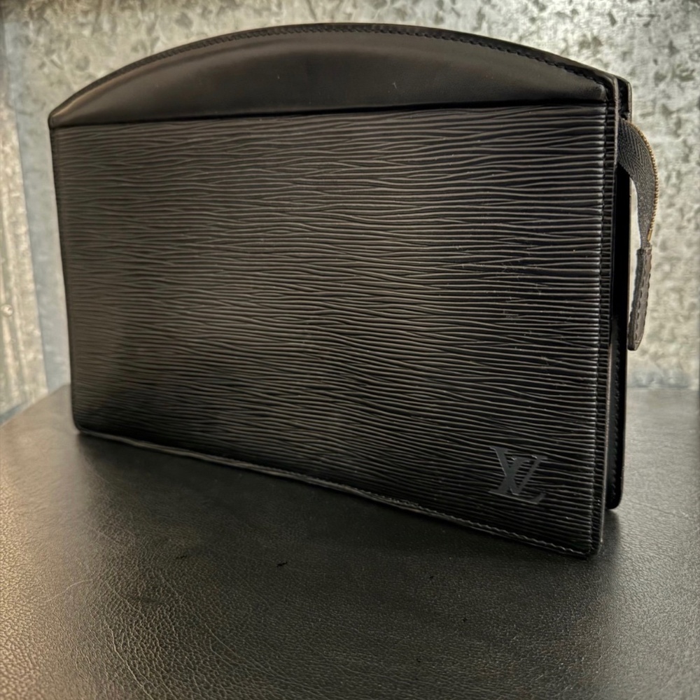 Louis Vuitton Epi Noir Clutch Large